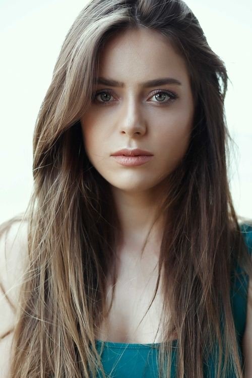 Zeynep Elçin Özdemir / Zeynep Elçin